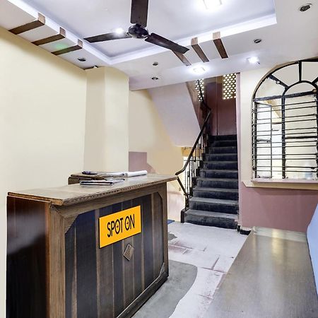 Spot On Hotel Sai Ashirwad Residency Haiderabad Buitenkant foto
