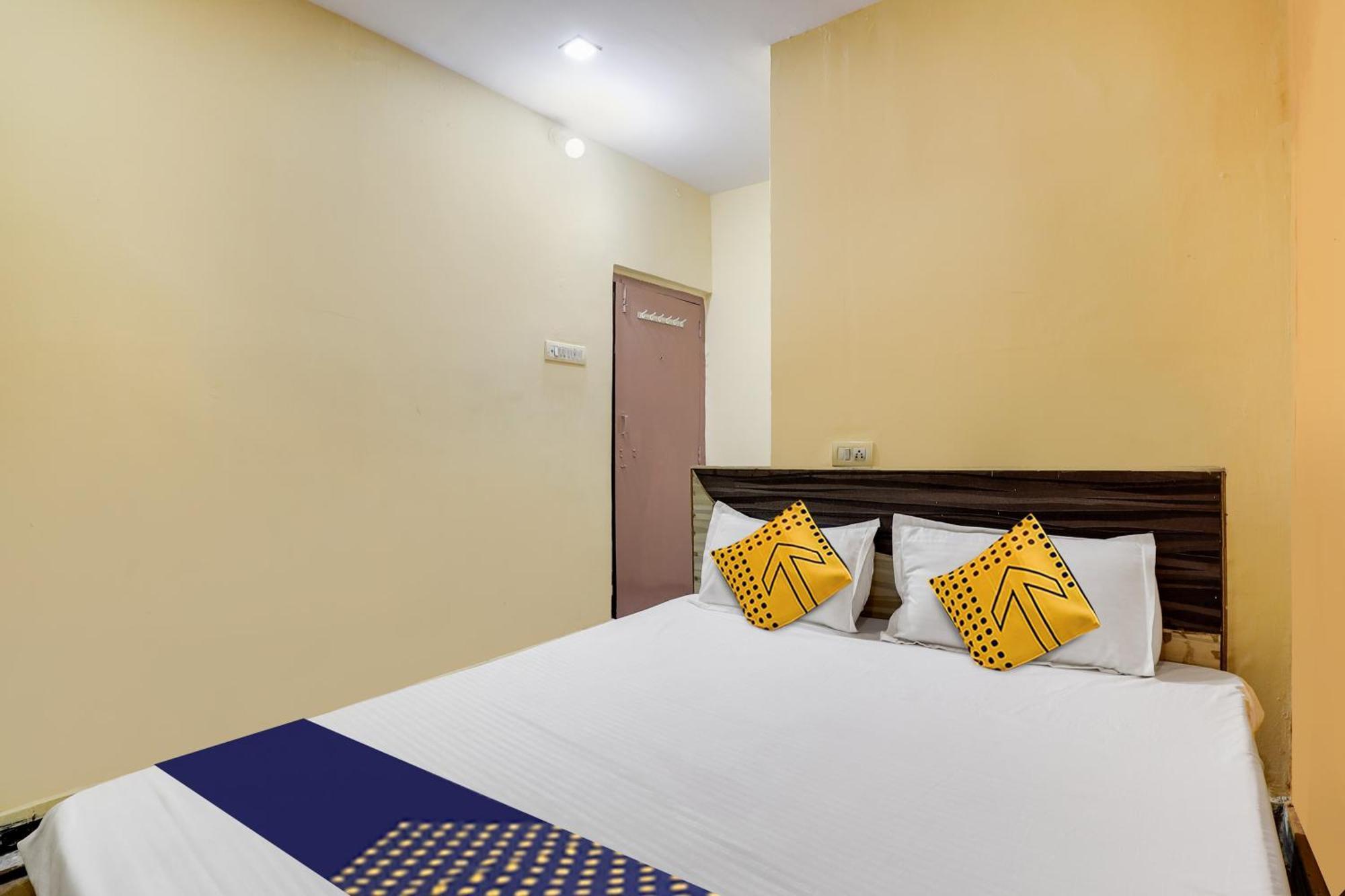 Spot On Hotel Sai Ashirwad Residency Haiderabad Buitenkant foto