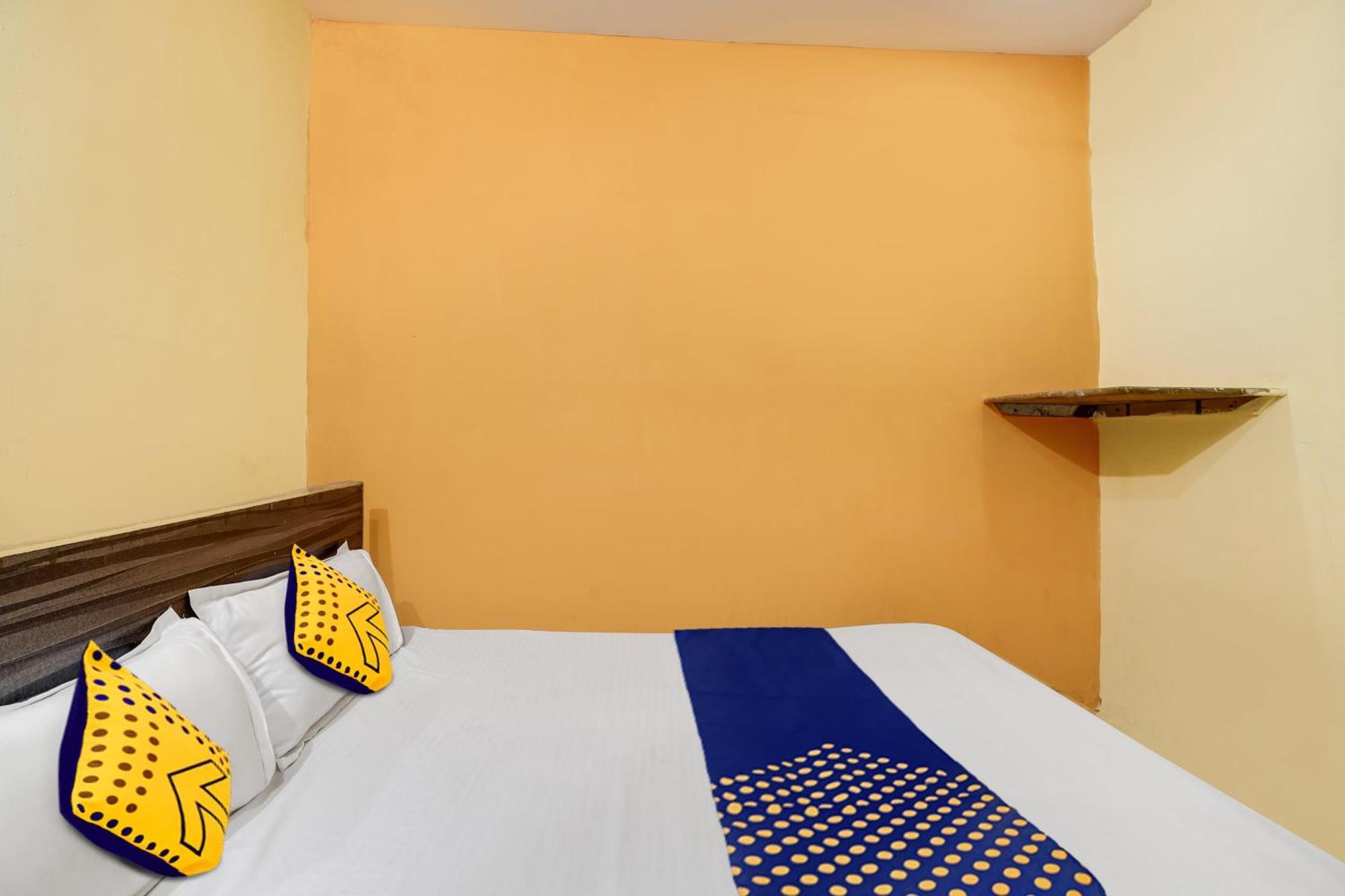 Spot On Hotel Sai Ashirwad Residency Haiderabad Buitenkant foto